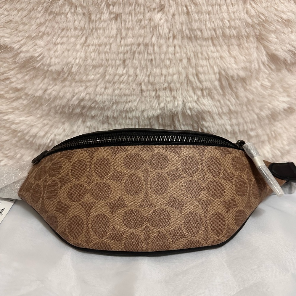 Coach Charter belt bag 7 in signature canvas